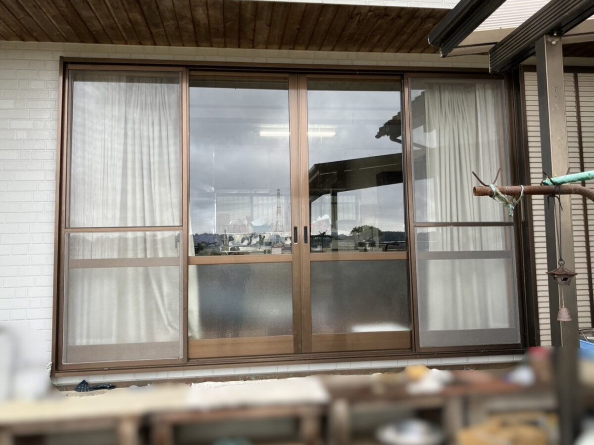 雨戸付きサッシも雨戸を残して交換できます。
